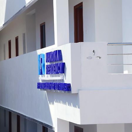 فندق مهاباليبورامفي  Nandika Residency المظهر الخارجي الصورة