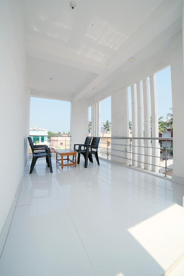 فندق مهاباليبورامفي  Nandika Residency المظهر الخارجي الصورة
